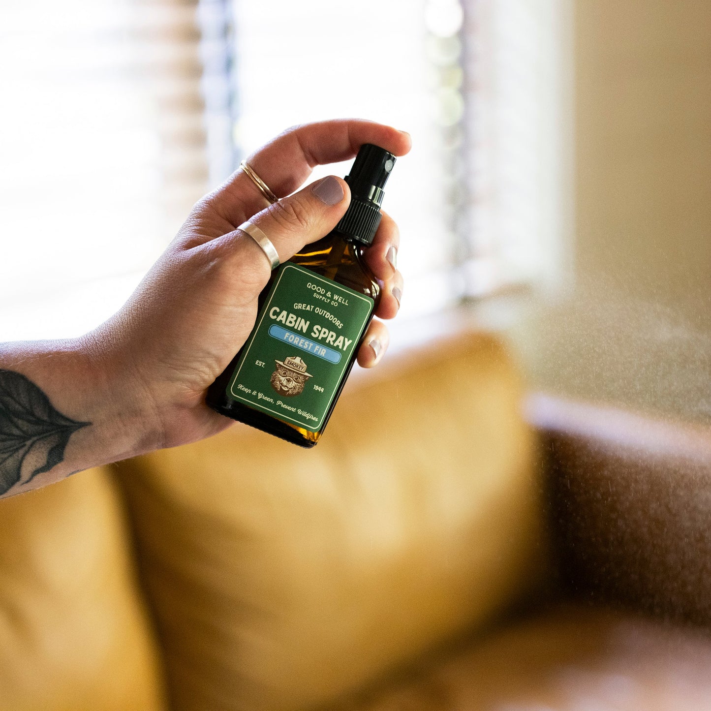 Coastal Cedar Smokey Bear Cabin Spray